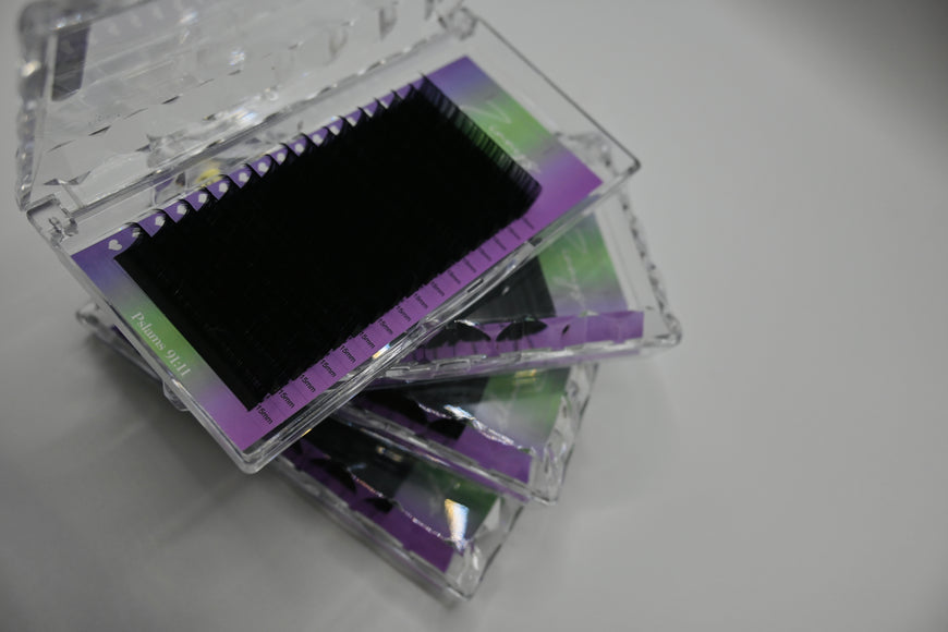 Lash Trays